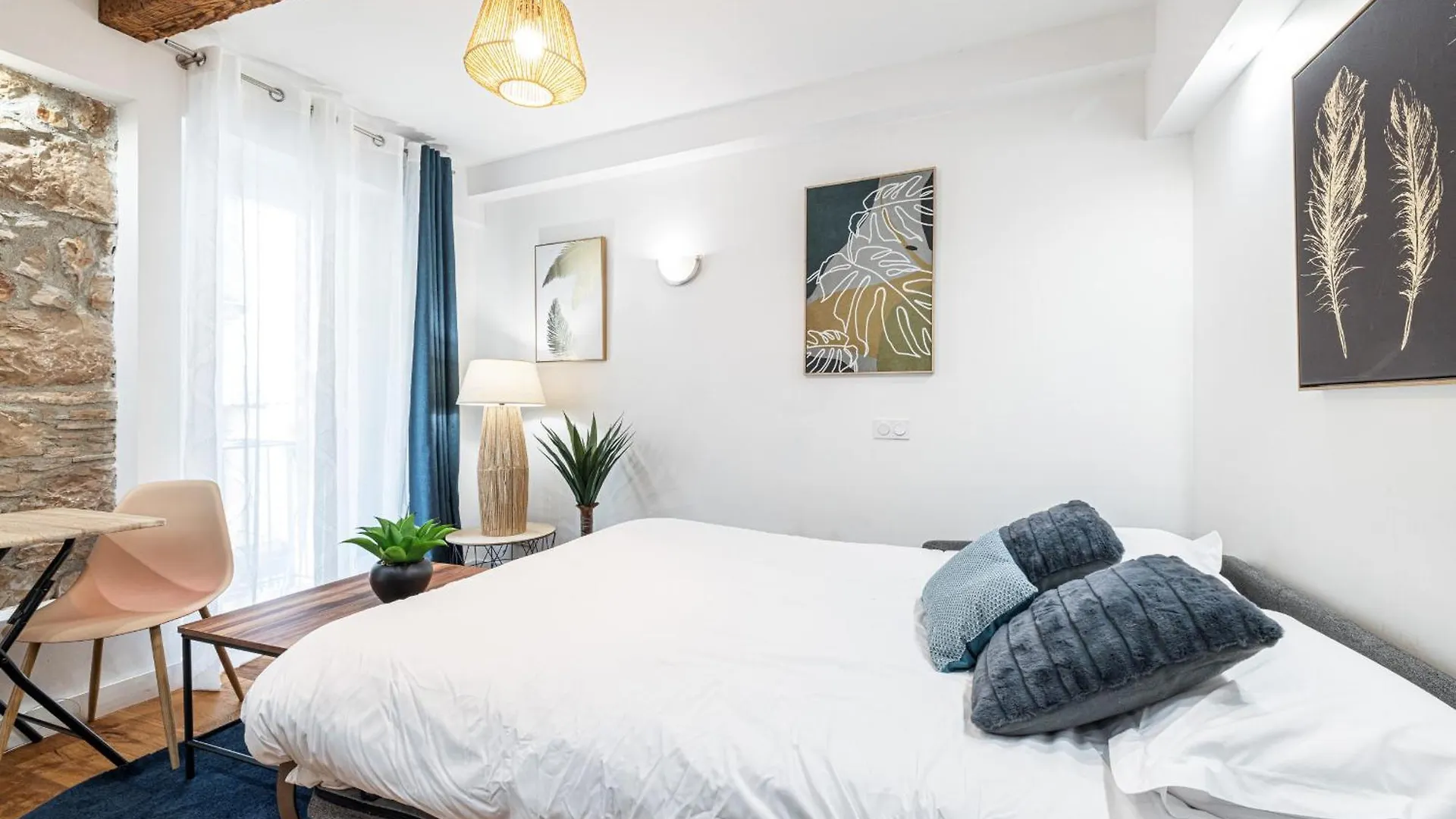 Apartment Pretty & Quiet Studio In Port Area Nice France