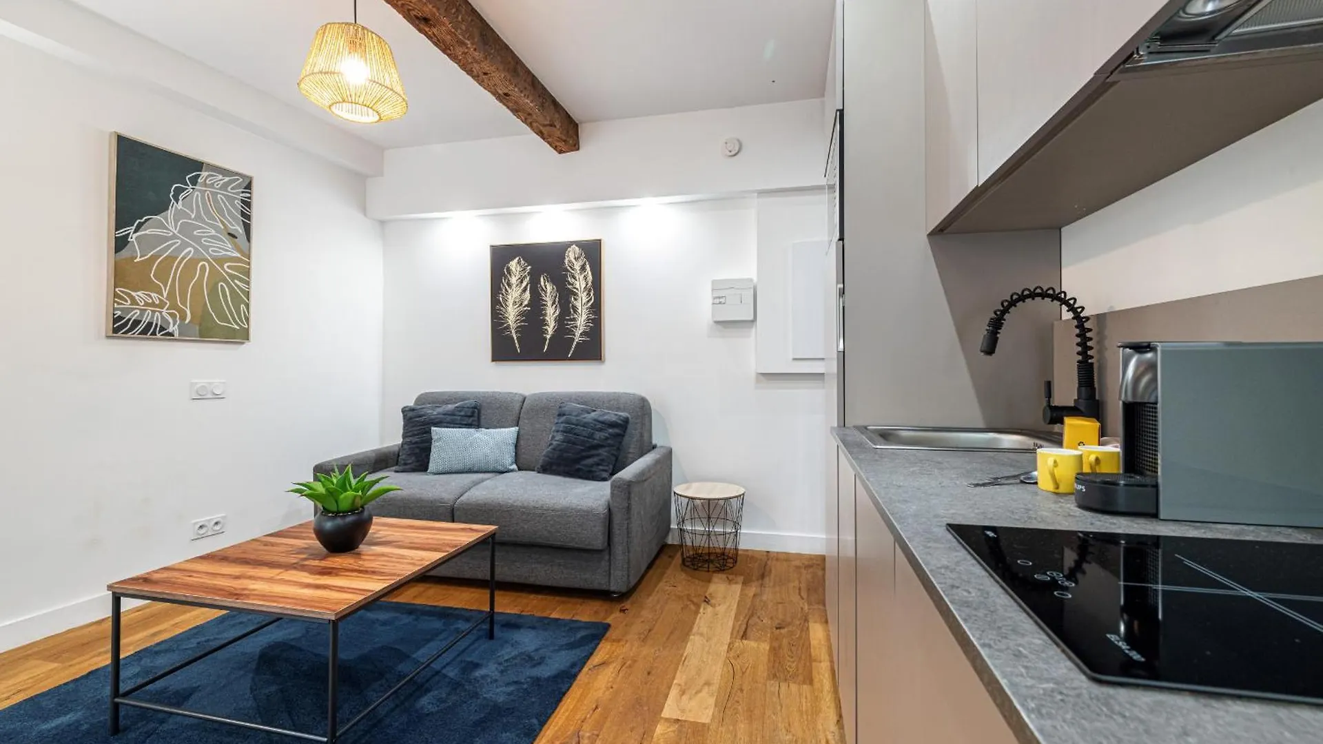 Διαμέρισμα Pretty & Quiet Studio In Port Area Νίκαια
