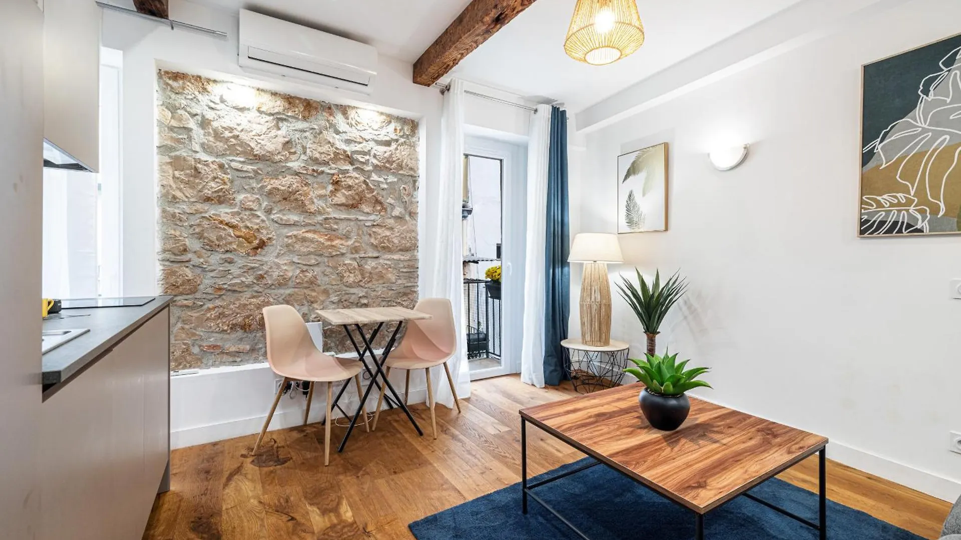 Pretty & Quiet Studio In Port Area Νίκαια